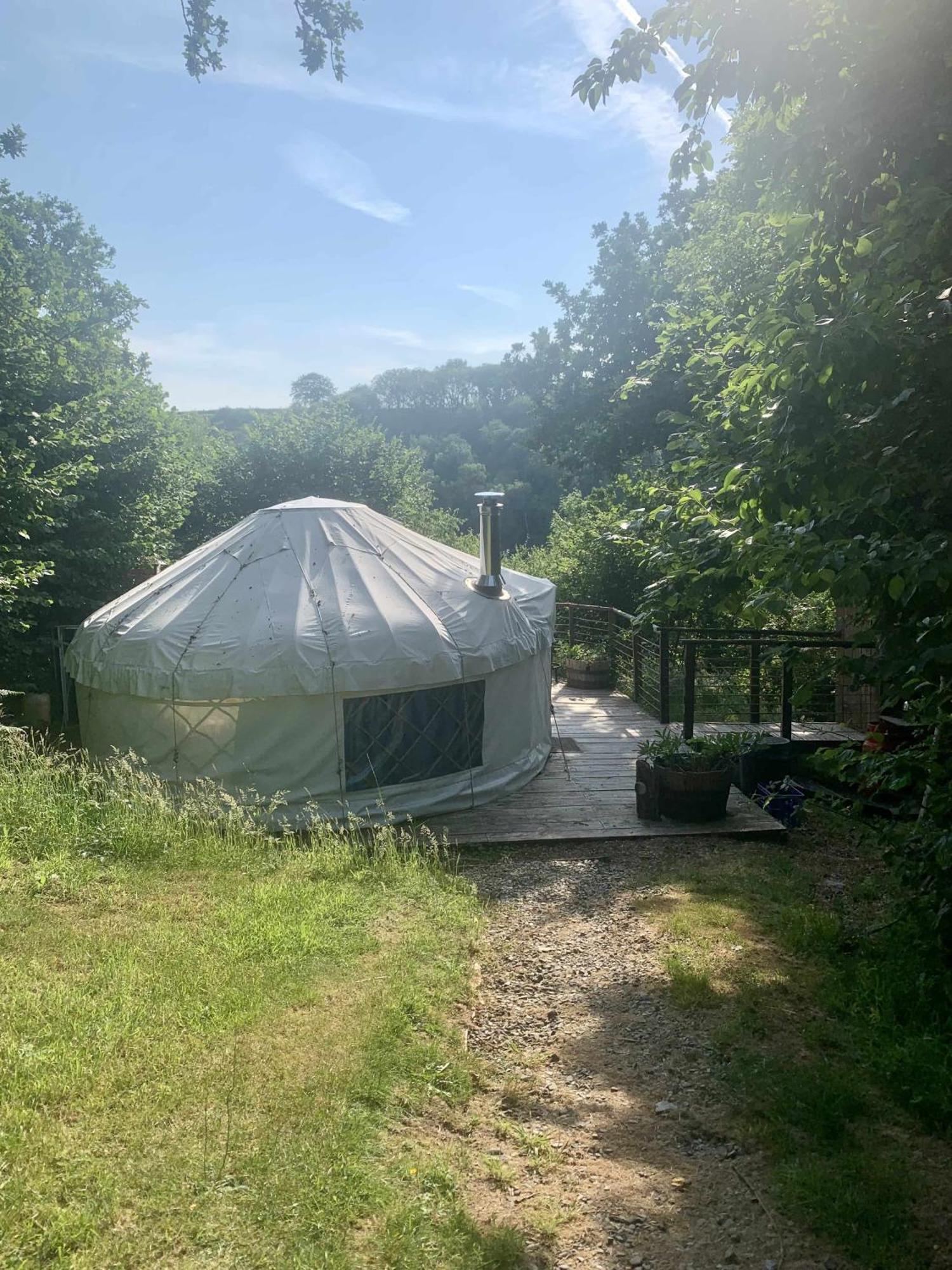 Hotel Ceridwen Glamping, Double Decker Bus And Yurts Llandysul Zewnętrze zdjęcie
