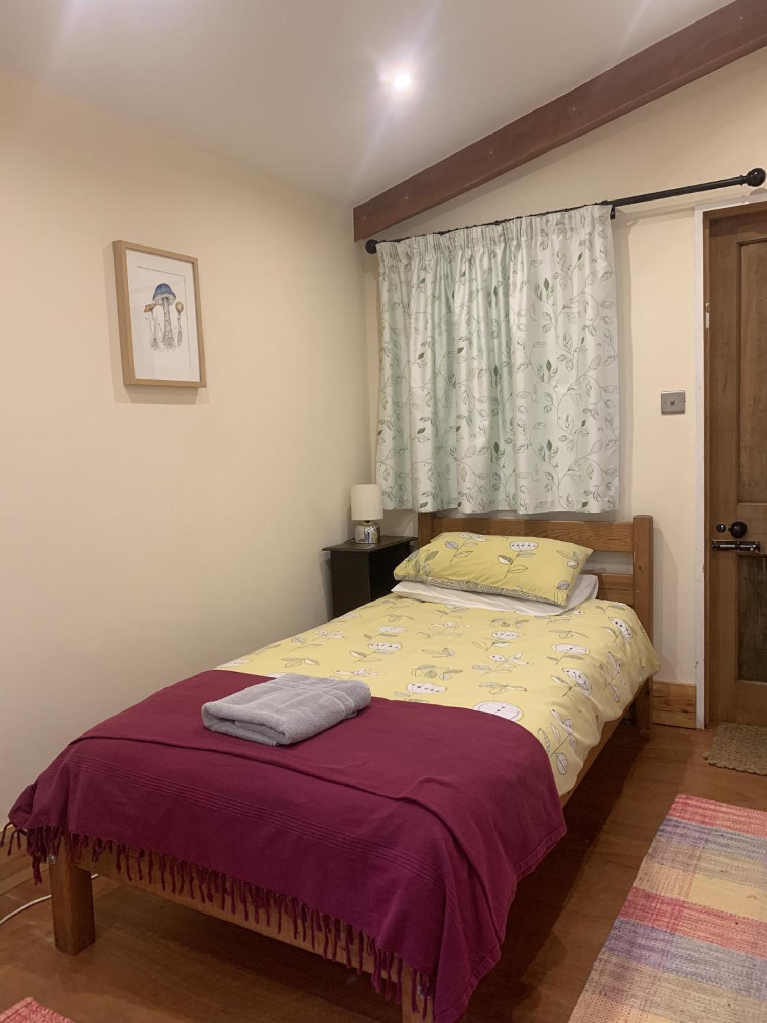 Hotel Ceridwen Glamping, Double Decker Bus And Yurts Llandysul Zewnętrze zdjęcie